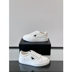 프라다 Prada 스니커즈