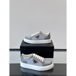 프라다 Prada 스니커즈