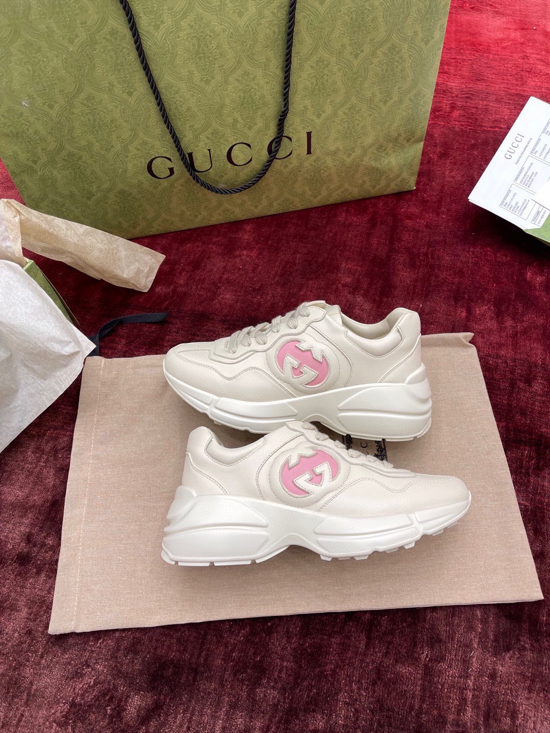 구찌 Gucci 스니커즈