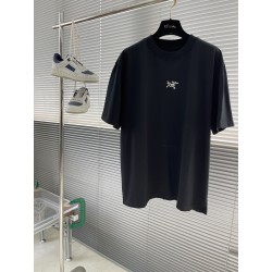 아크테릭스 ARC'TERYX 반팔 티셔츠