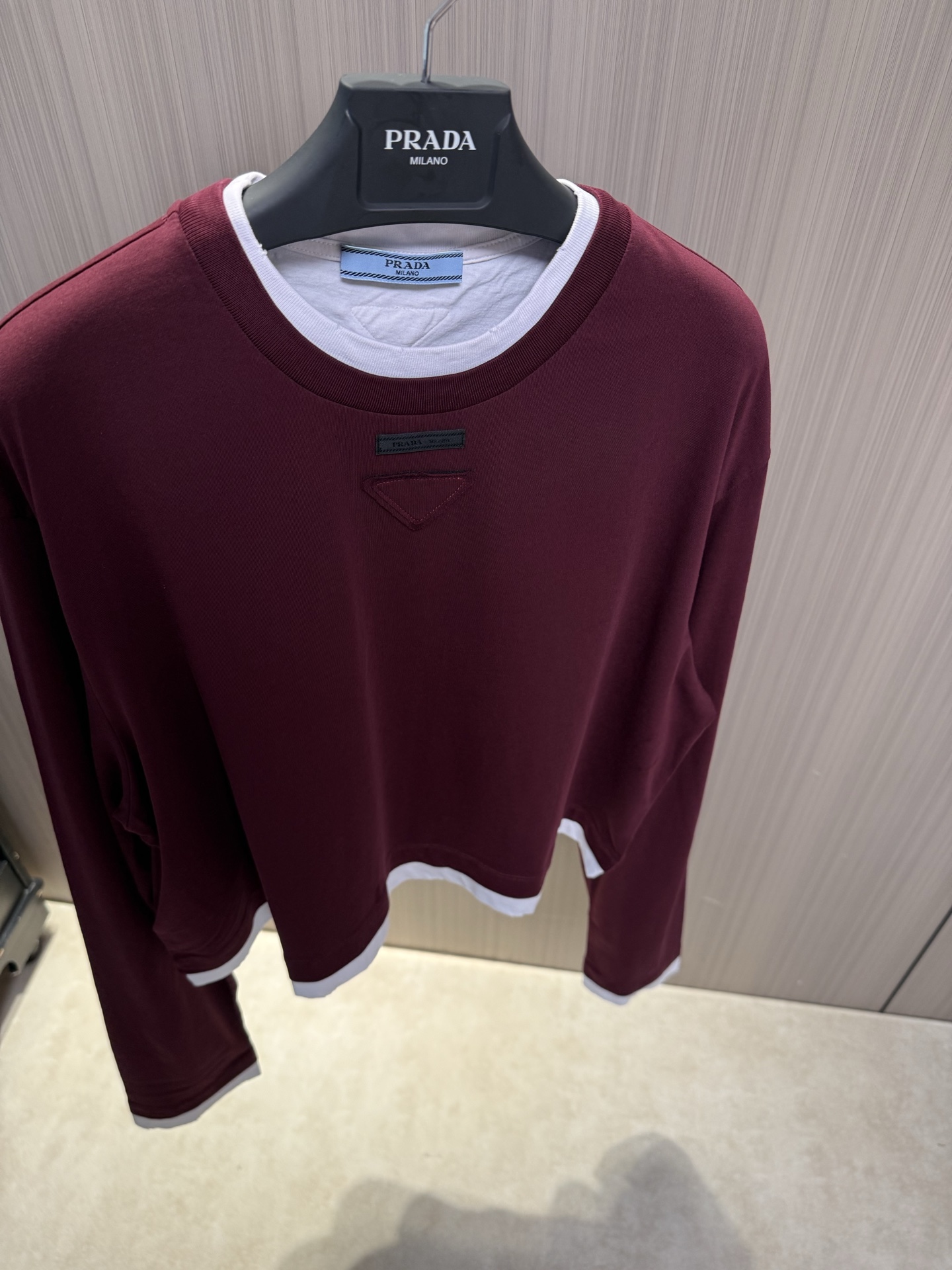 프라다 Prada 긴팔 티셔츠
