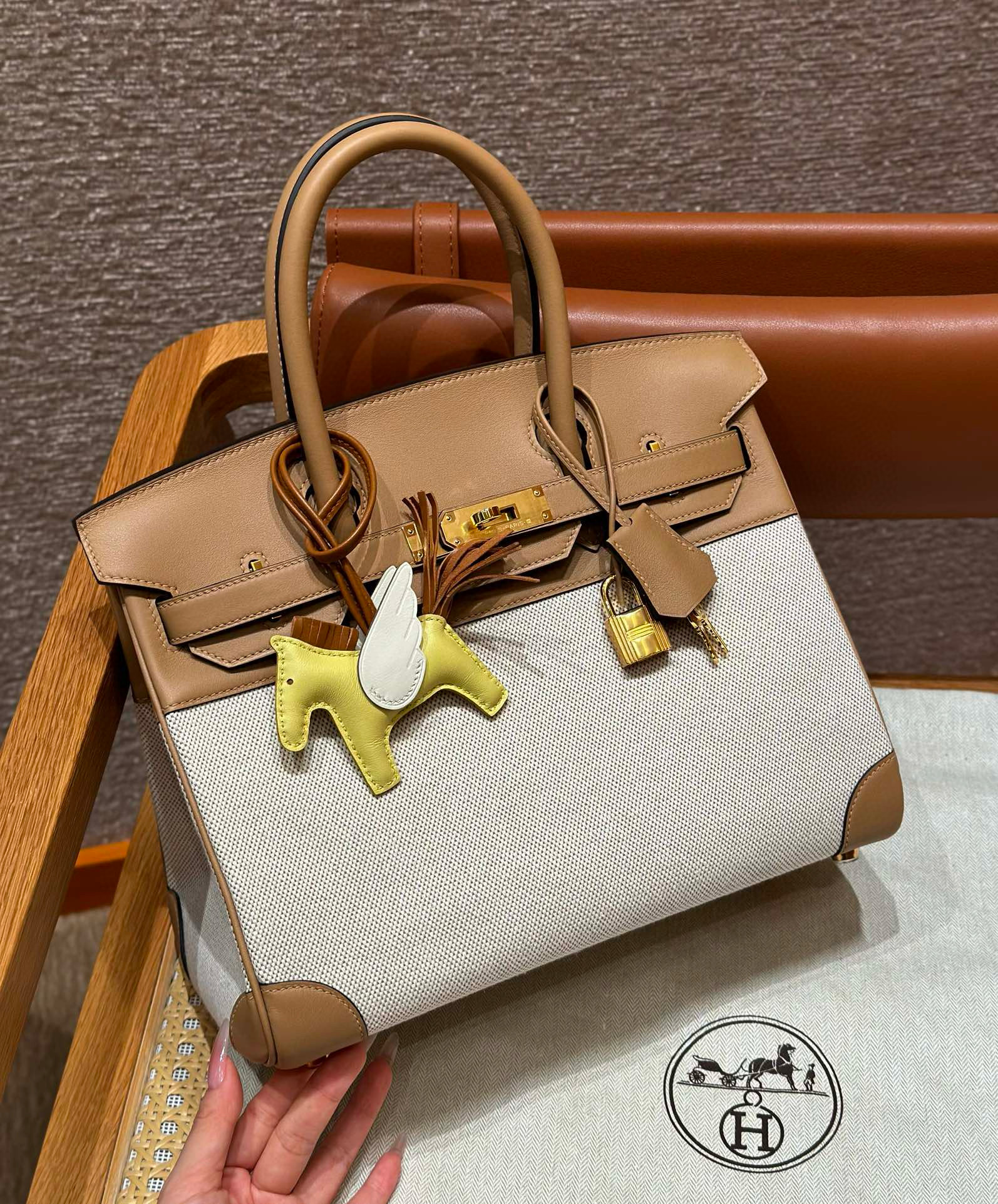 에르메스 Hermes Birkin 30cm Canvas and Swift 0M Chai/gold