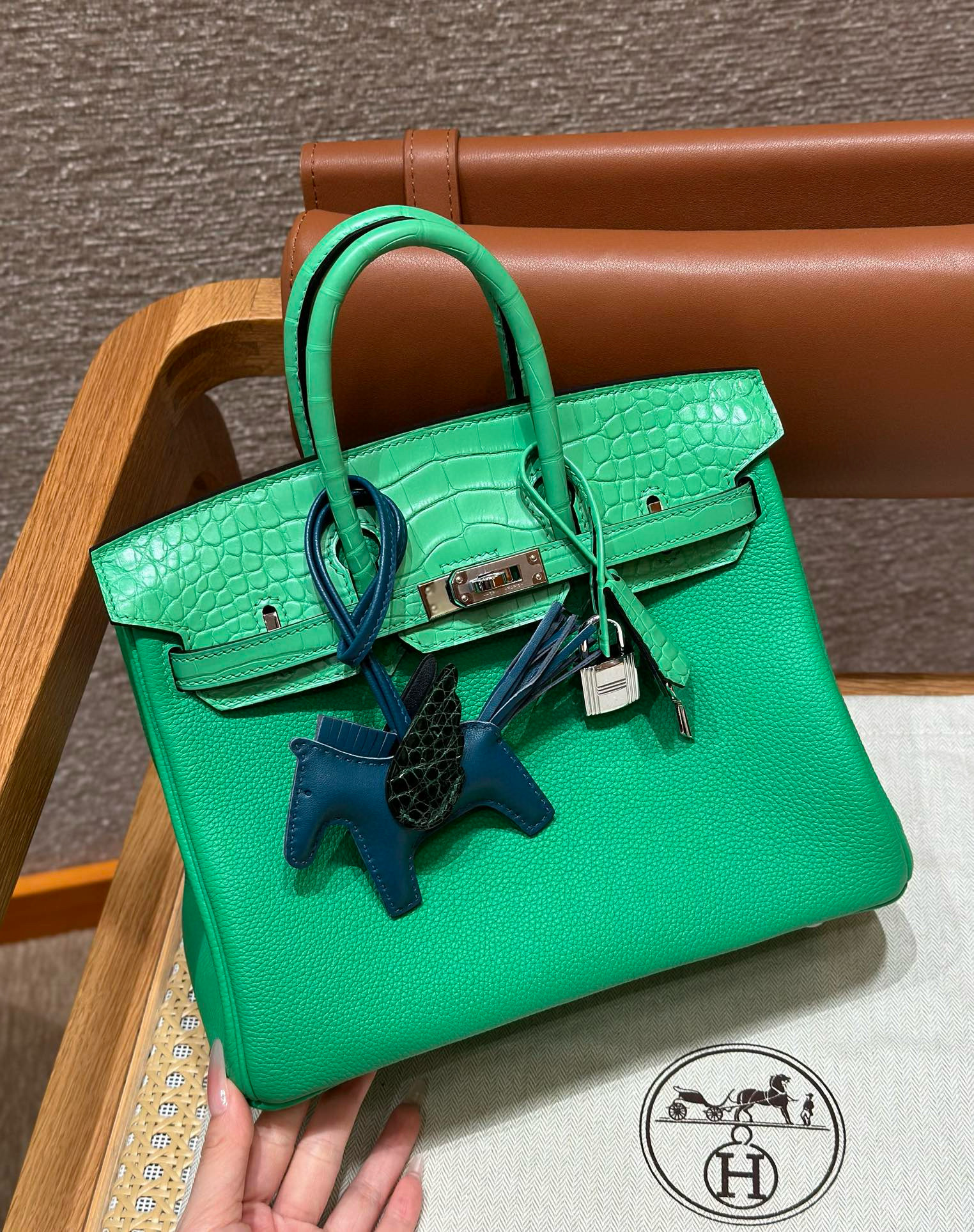 에르메스 Hermes Birkin Touch 25cm Togo and Matte Alligator 0T Vert comics/silver