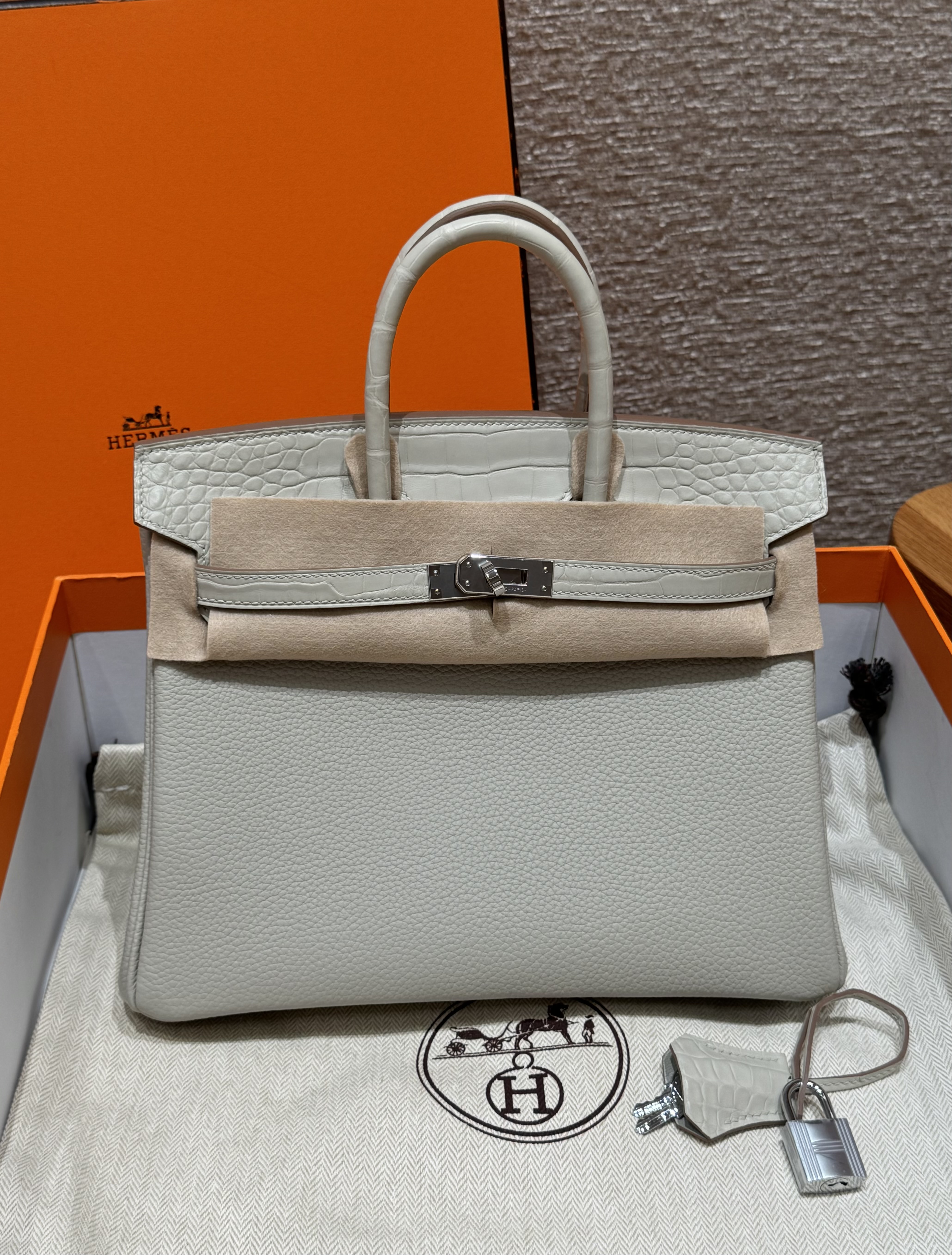 에르메스 Hermes Birkin Touch 25cm Togo and Matte America crocodile 80 Girs Perle/silver
