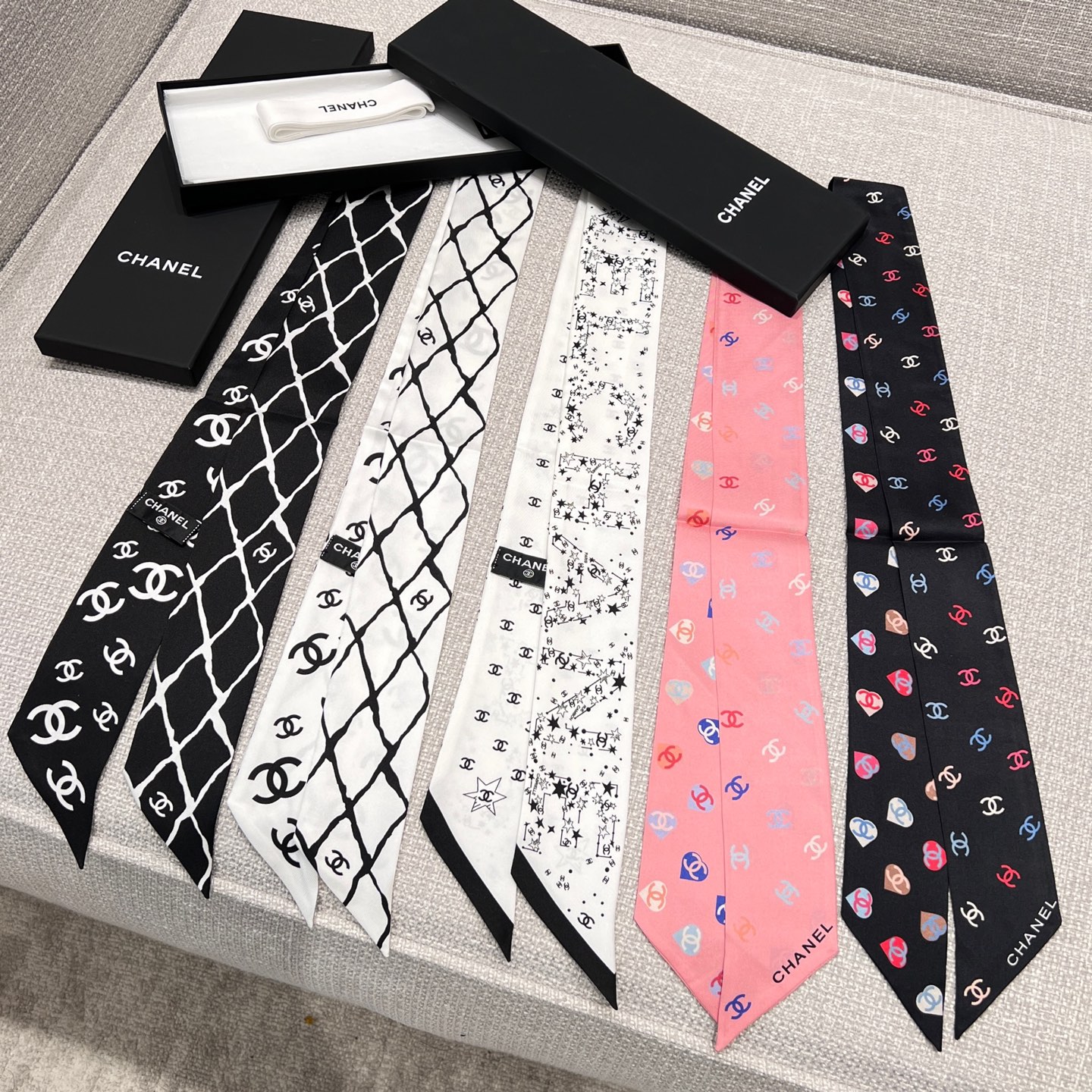 샤넬 CHANEL 실크 트윌리 120×6CM