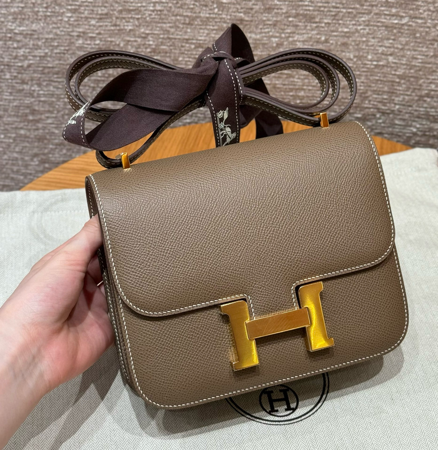 에르메스 Hermes Constance 19cm Epsom 18 Etoupe/gold