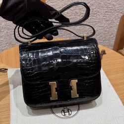 에르메스 Hermes Constance 19cm Bright faced American Alligator 89 noir/gold