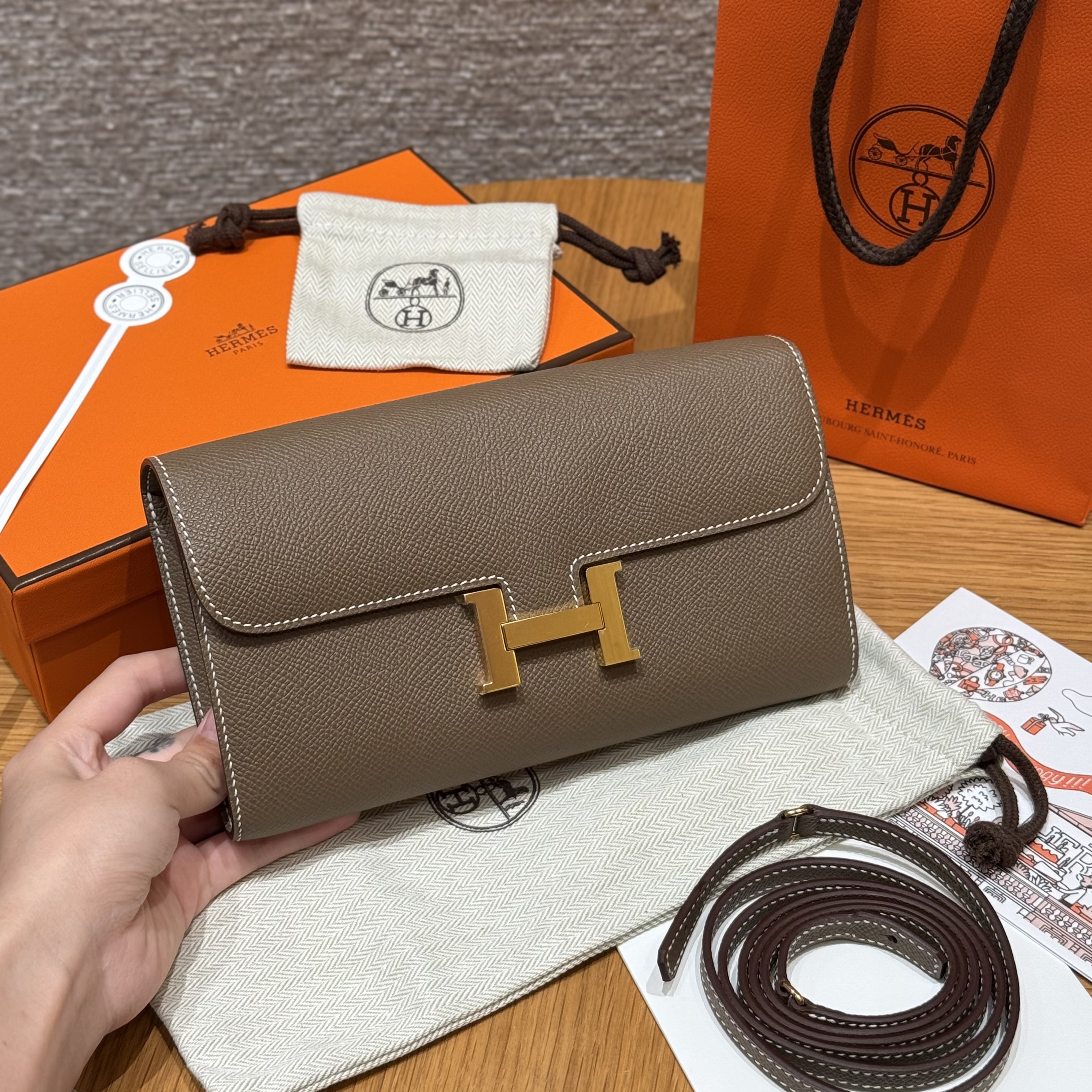 에르메스 Hermes Constance to go 20cm Epsom 18 Etoupe/gold