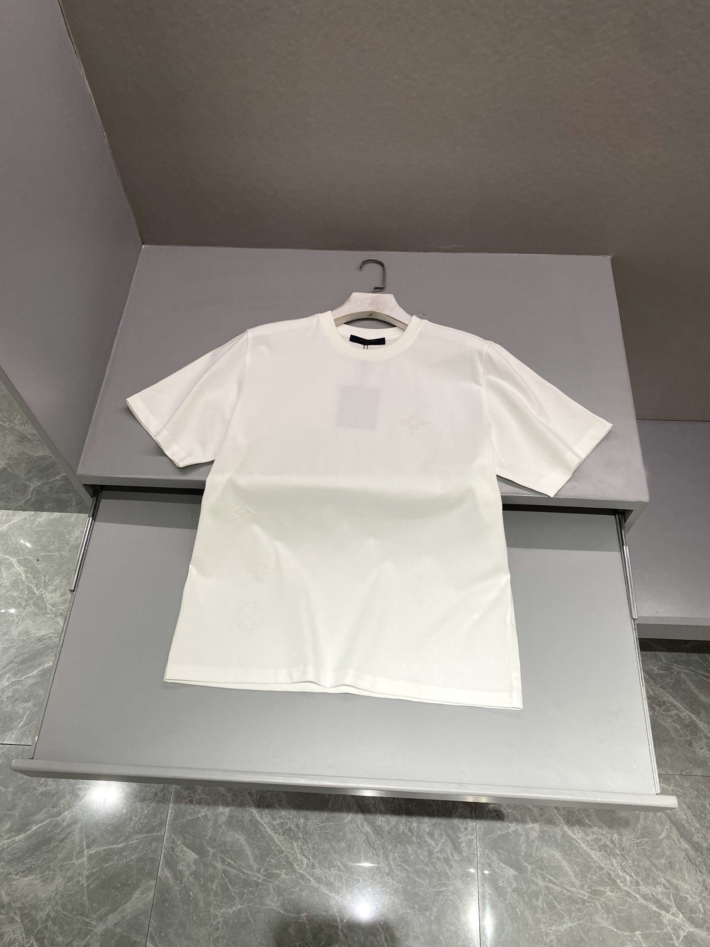 루이비통 Louis Vuitton 반팔 티셔츠