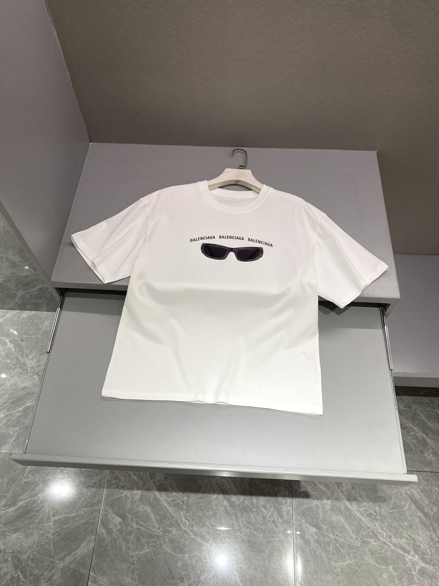 발렌시아가 Balenciaga 반팔 티셔츠
