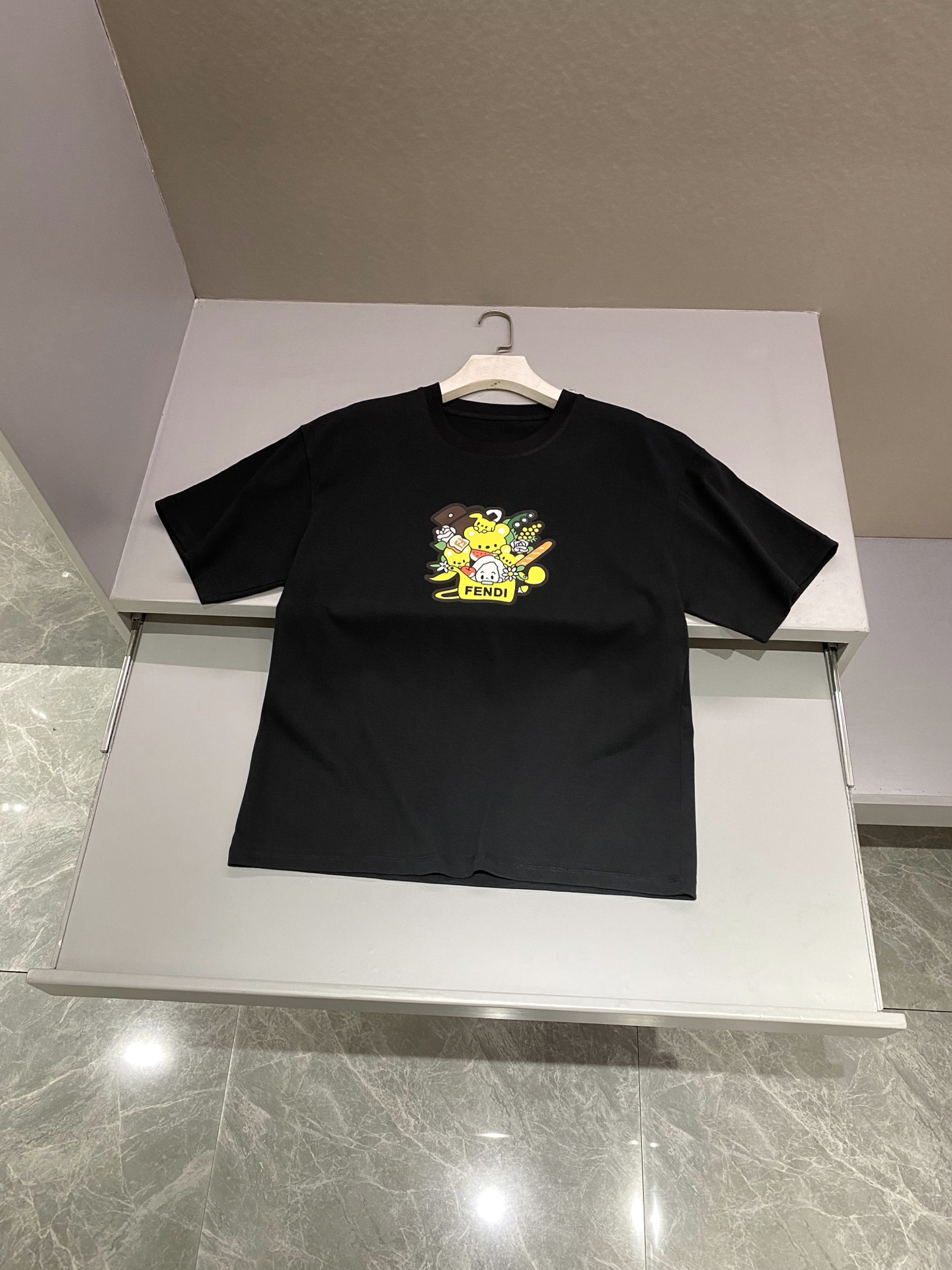 펜디 FENDI 반팔 티셔츠