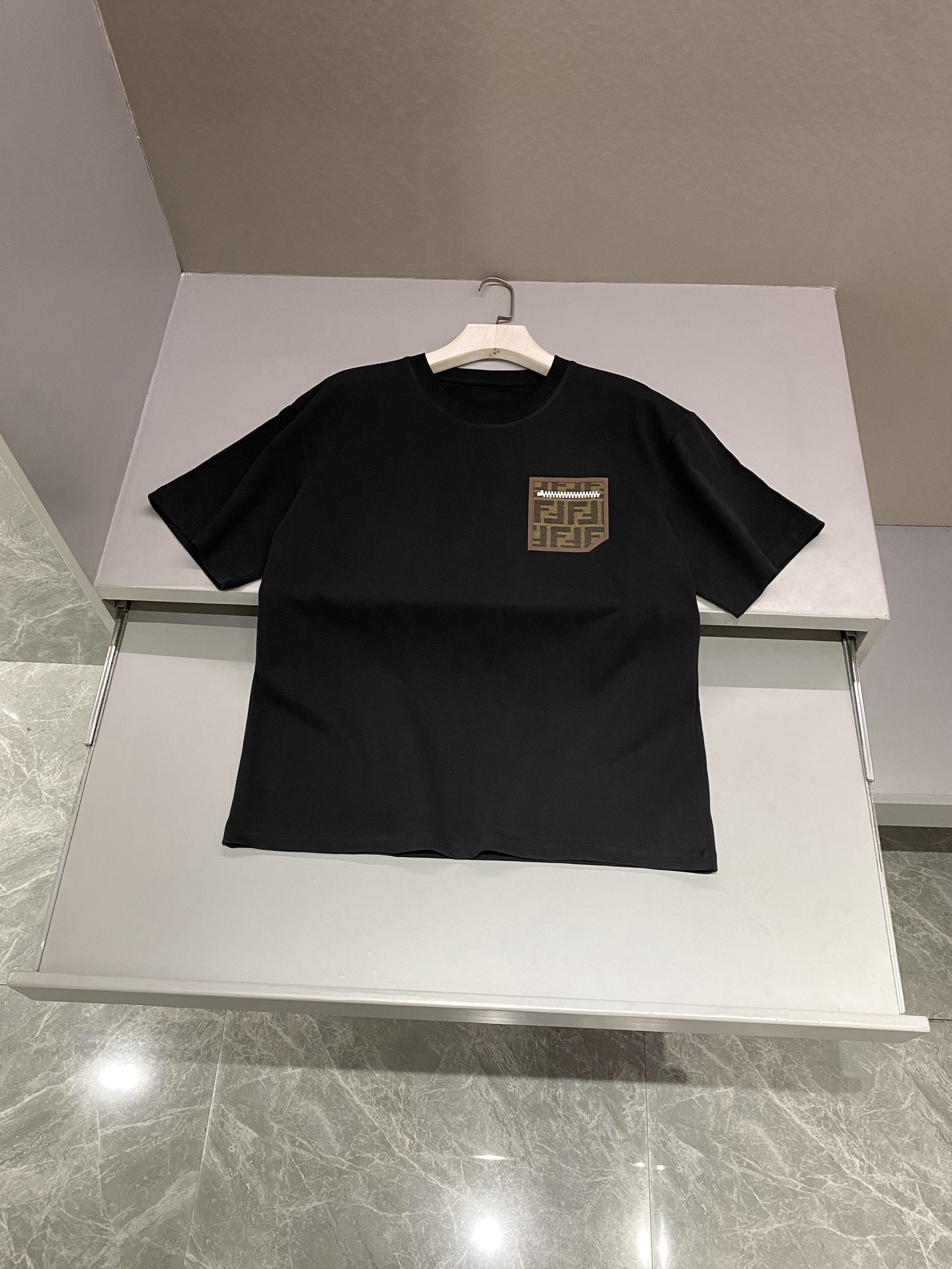 펜디 FENDI 반팔 티셔츠