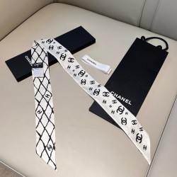 샤넬 CHANEL 실크 트윌리 120×6CM