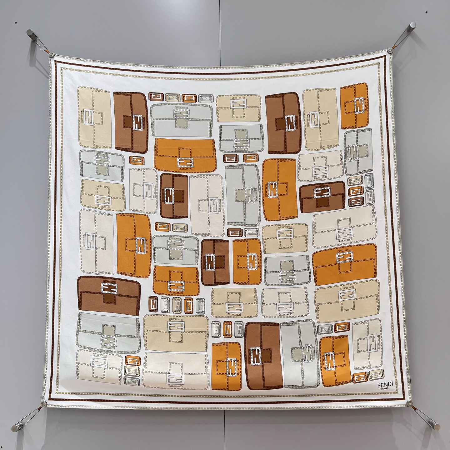 펜디 FENDI 스카프 90×90CM