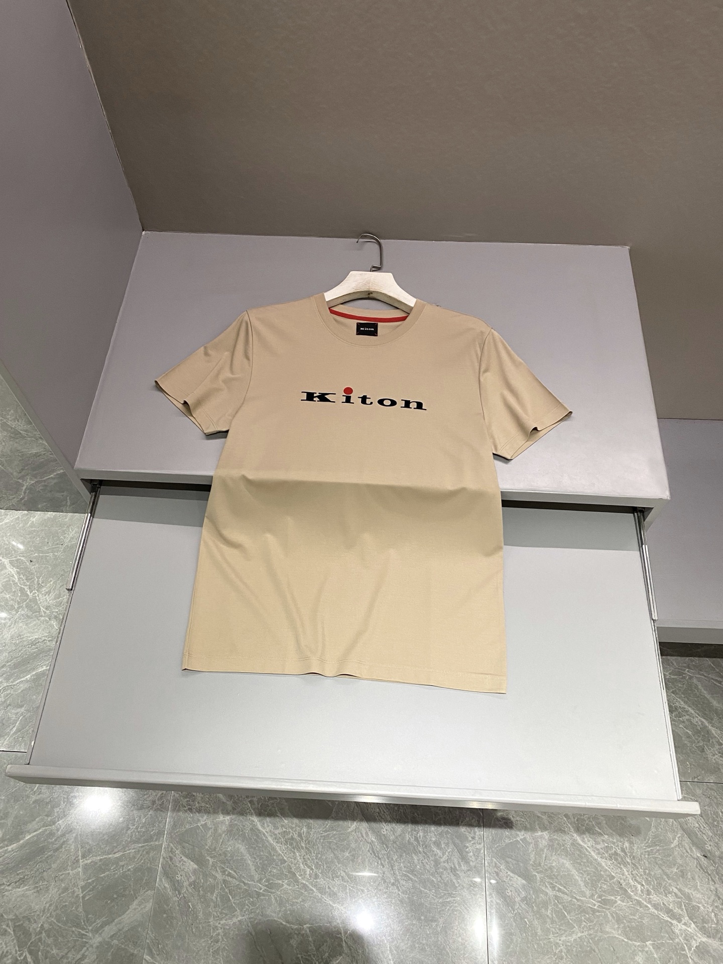 키톤 Kiton 반팔 티셔츠