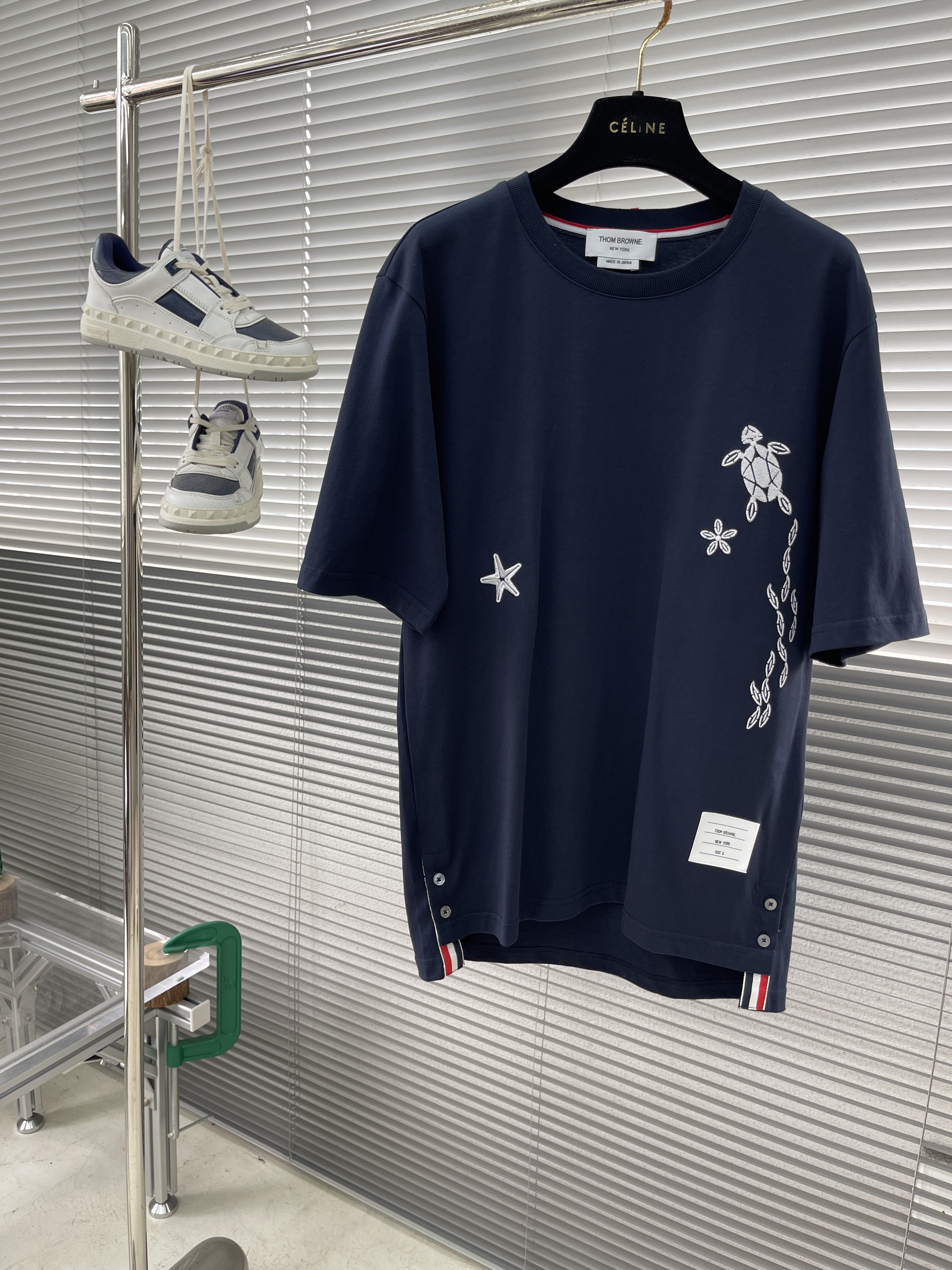 톰브라운 Thom Browne 반팔 티셔츠