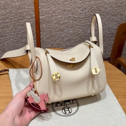 에르메스 Hermes Mini Lindy 19cm Clemence i2 Nata/gold