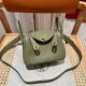 에르메스 Hermes Mini Lindy 19cm Clemence Q1 Sauge/gold