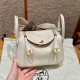 에르메스 Hermes Mini Lindy 19cm Swift 10 Craie/gold