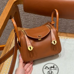 에르메스 Hermes Mini Lindy 19cm Swift 37 Gold/gold
