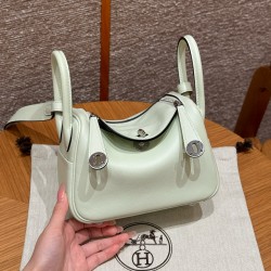 에르메스 Hermes Mini Lindy 19cm Swift OZ Vert Fizz/silver