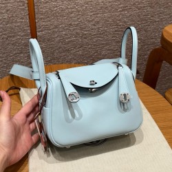 에르메스 Hermes Mini Lindy 19cm Swift T0 Blue Brume/silver