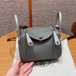 에르메스 Hermes Mini Lindy 19cm Swift and Matte Alligator crocodile 0L Girs Meyer and 80 Girs Perle/silver