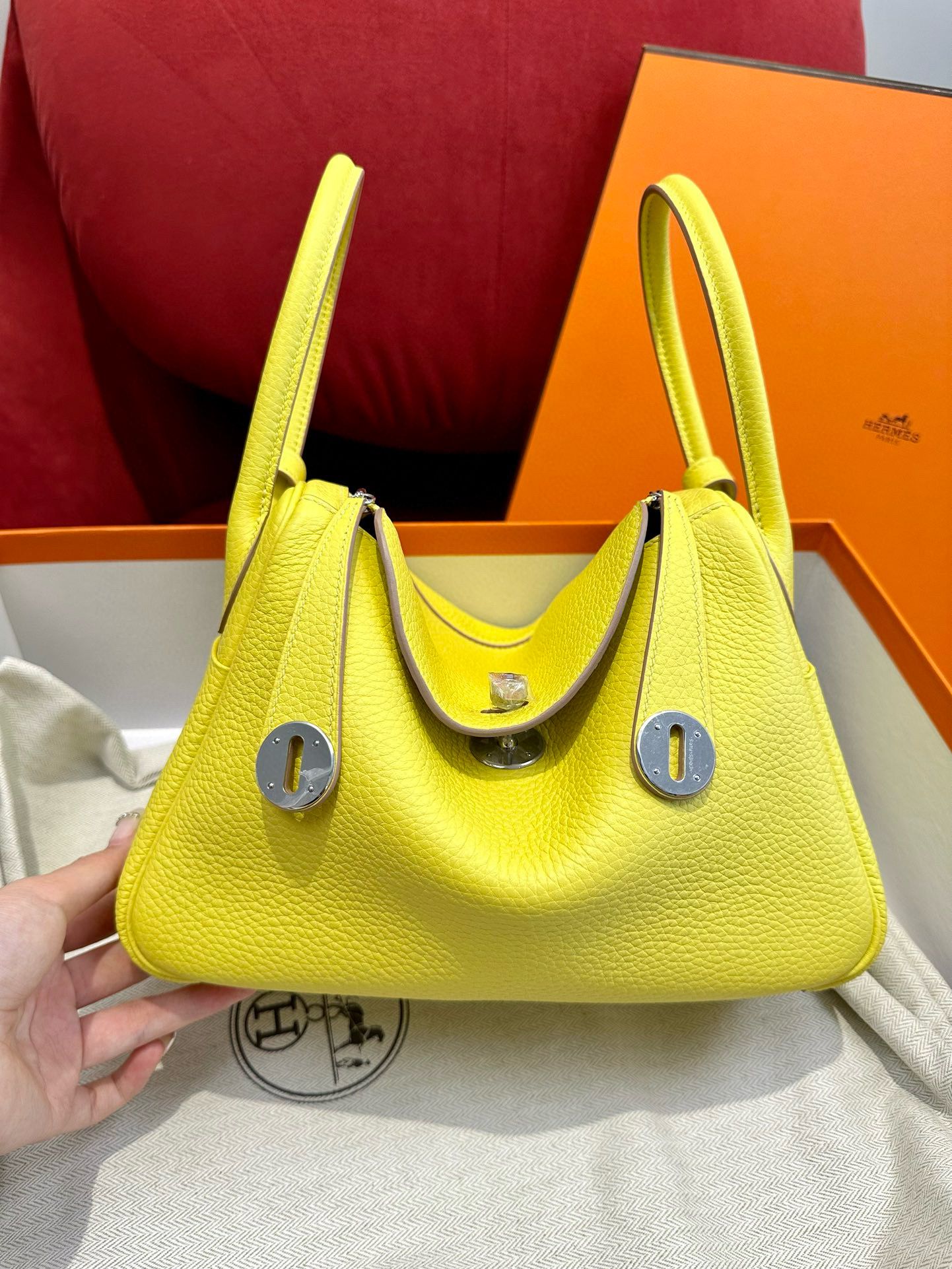에르메스 Hermes Lindy 26cm Clemence 9R Lime/silver