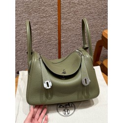 에르메스 Hermes Lindy 26cm Clemence Q1 Sauge/silver