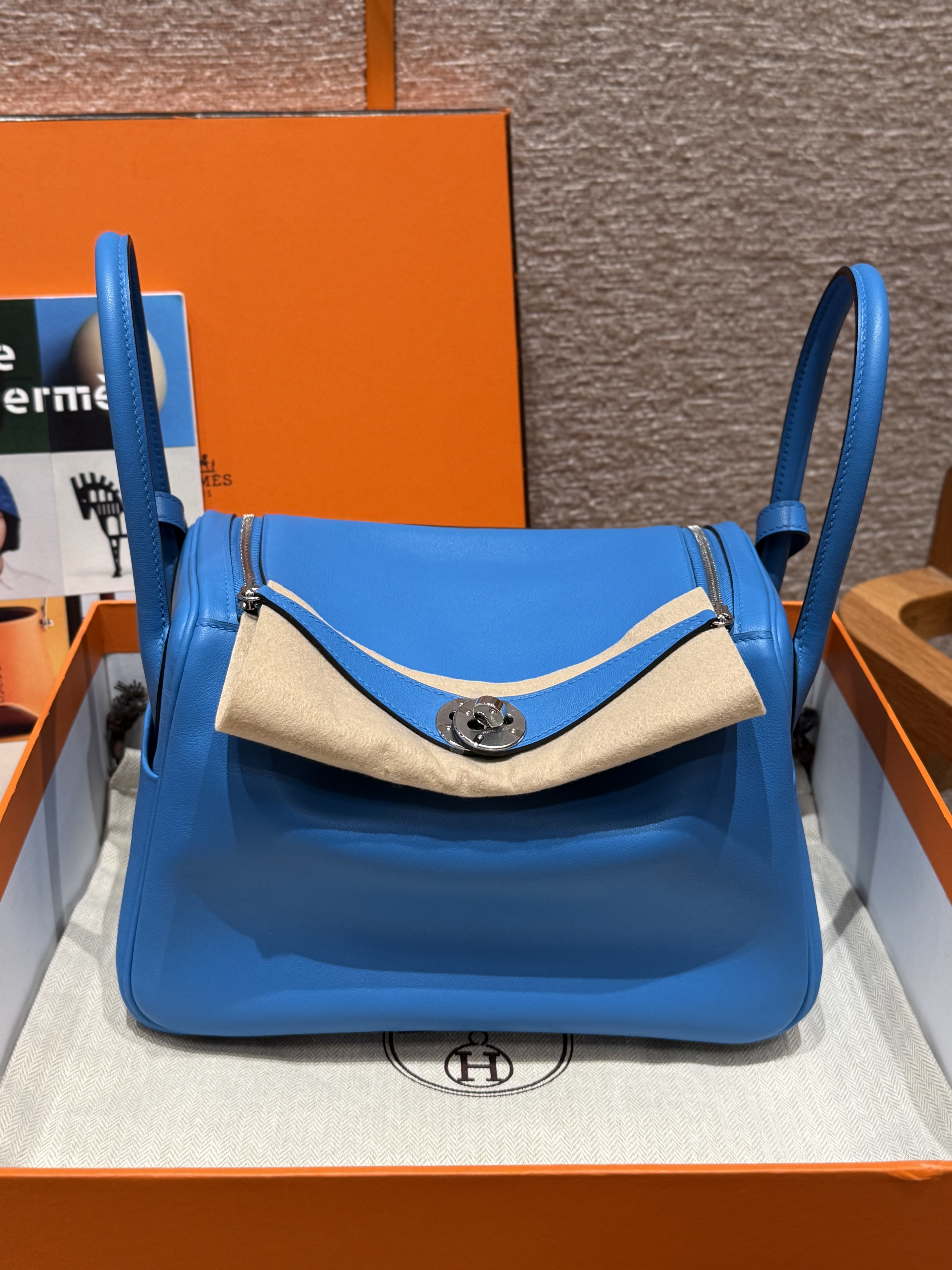 에르메스 Hermes Lindy 30cm Swift 0F Blue Frida/silver