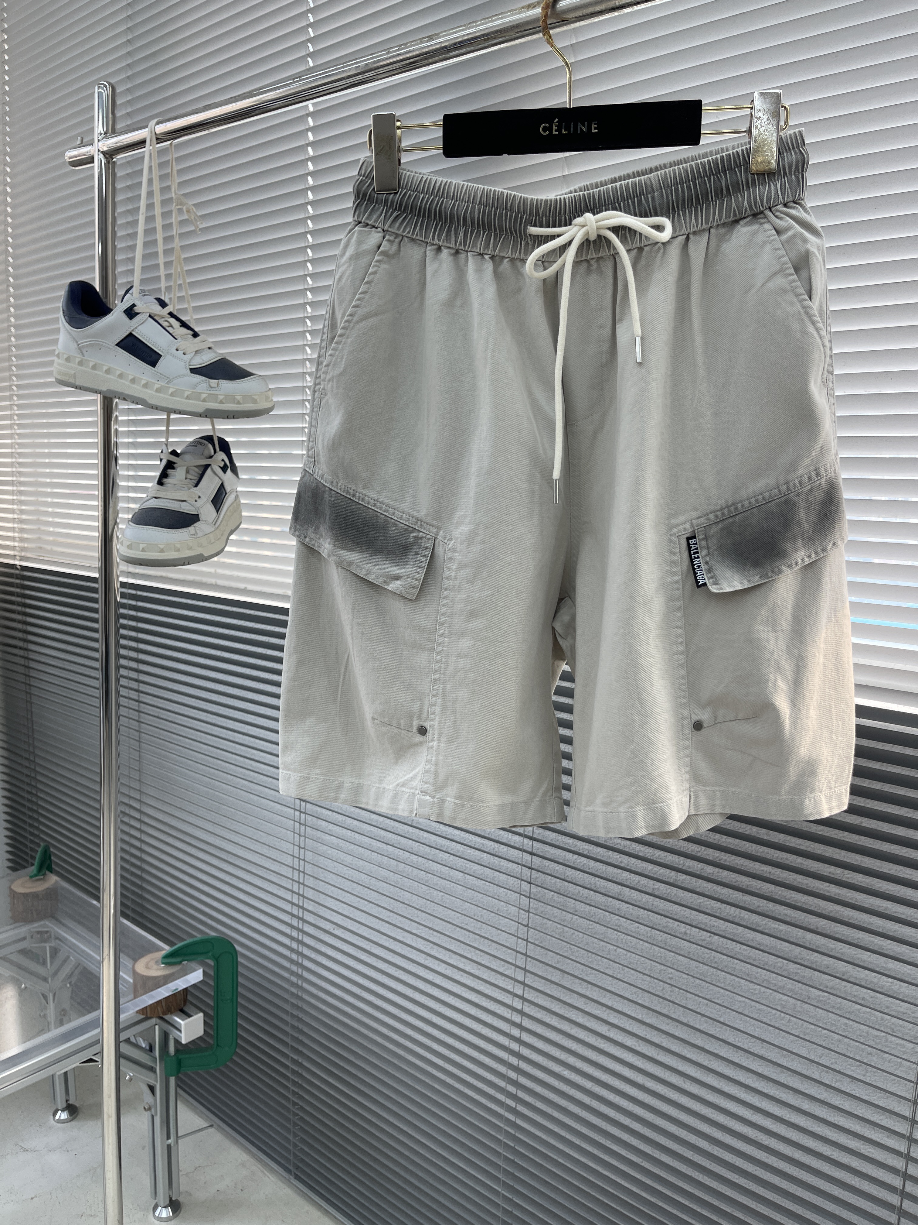 발렌시아가 Balenciaga 반바지