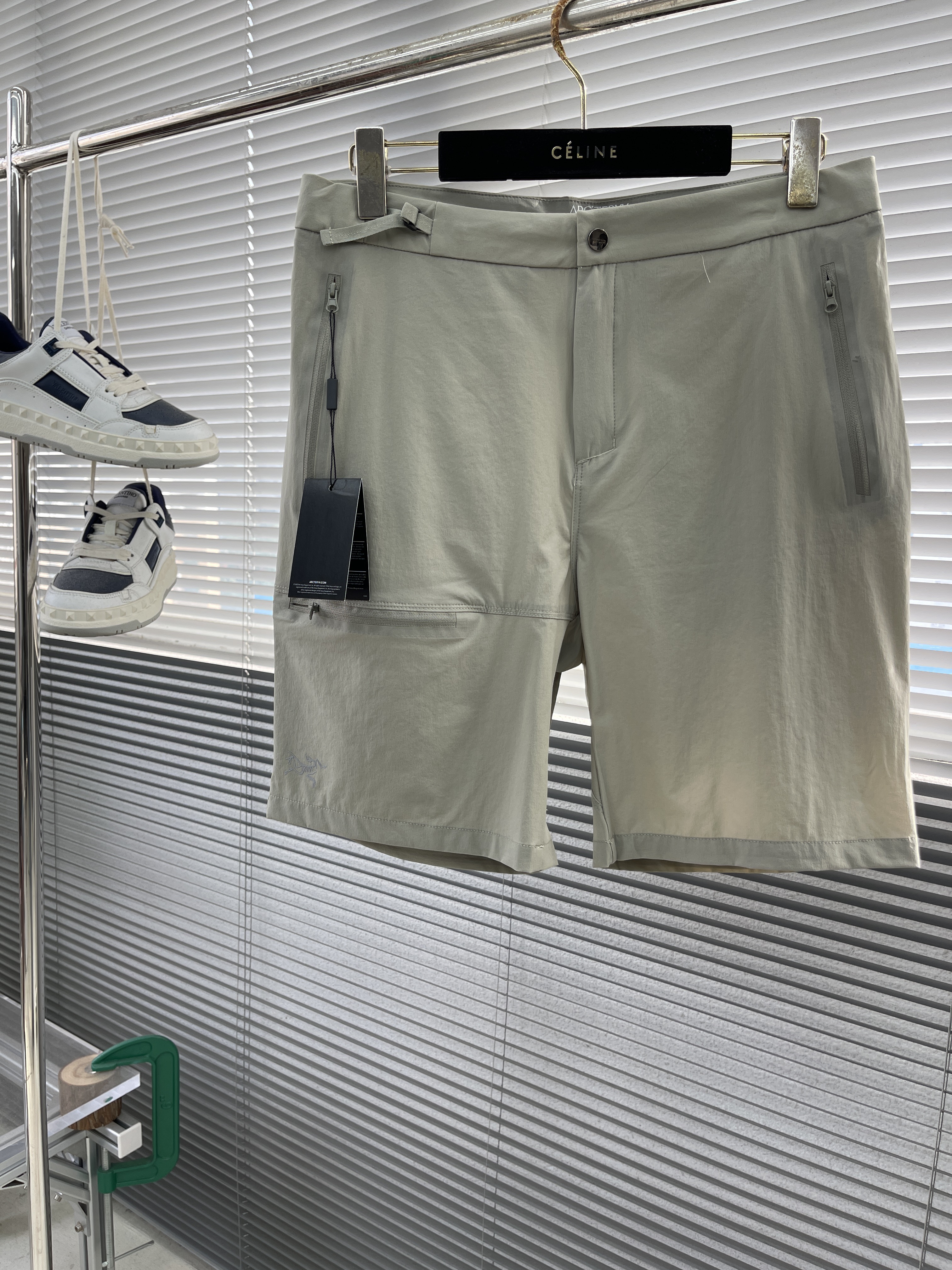 아크테릭스 ARC'TERYX 반바지