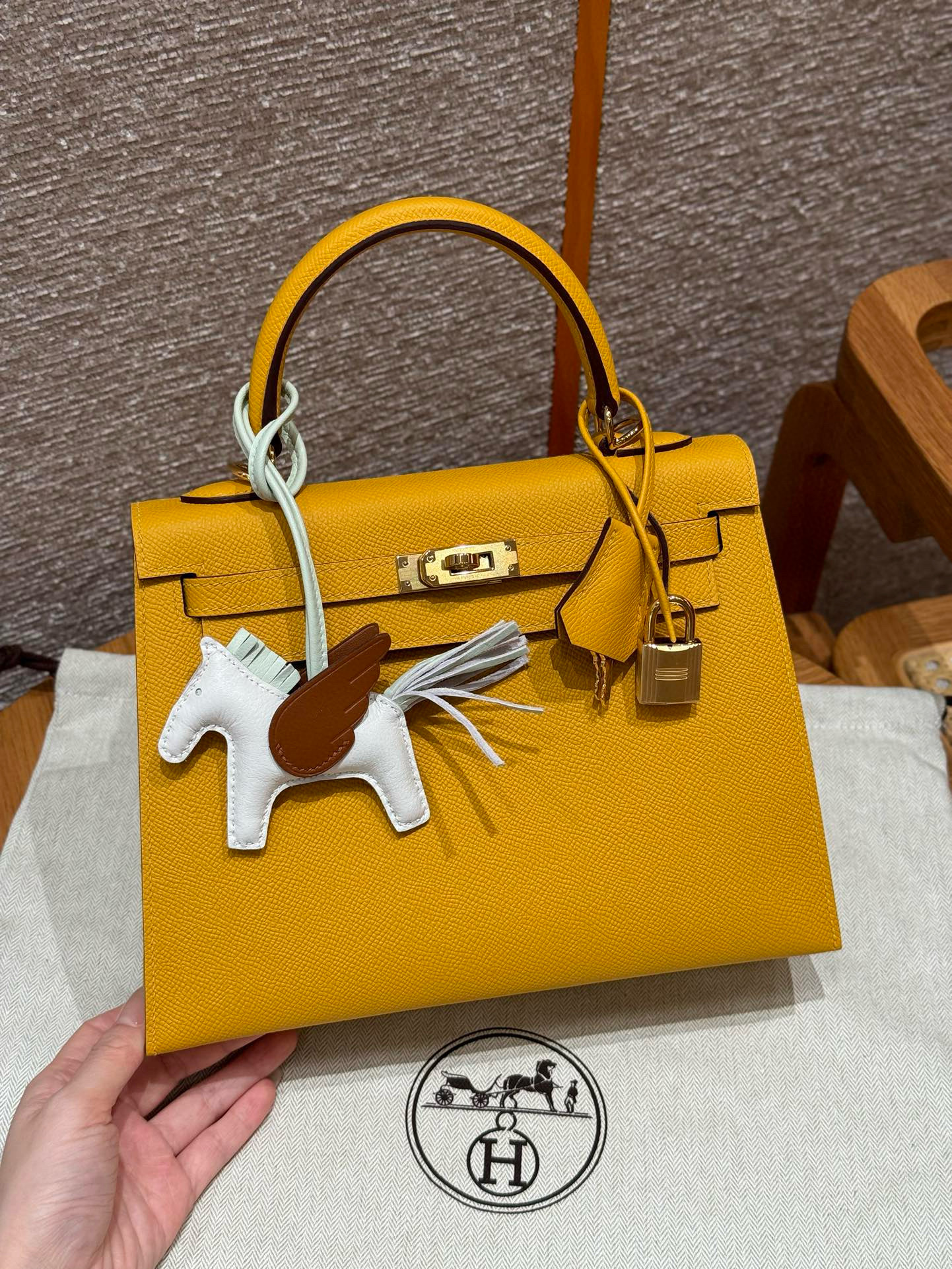 에르메스 Hermes Kelly 25cm Epsom 9D Jaune ambre/gold