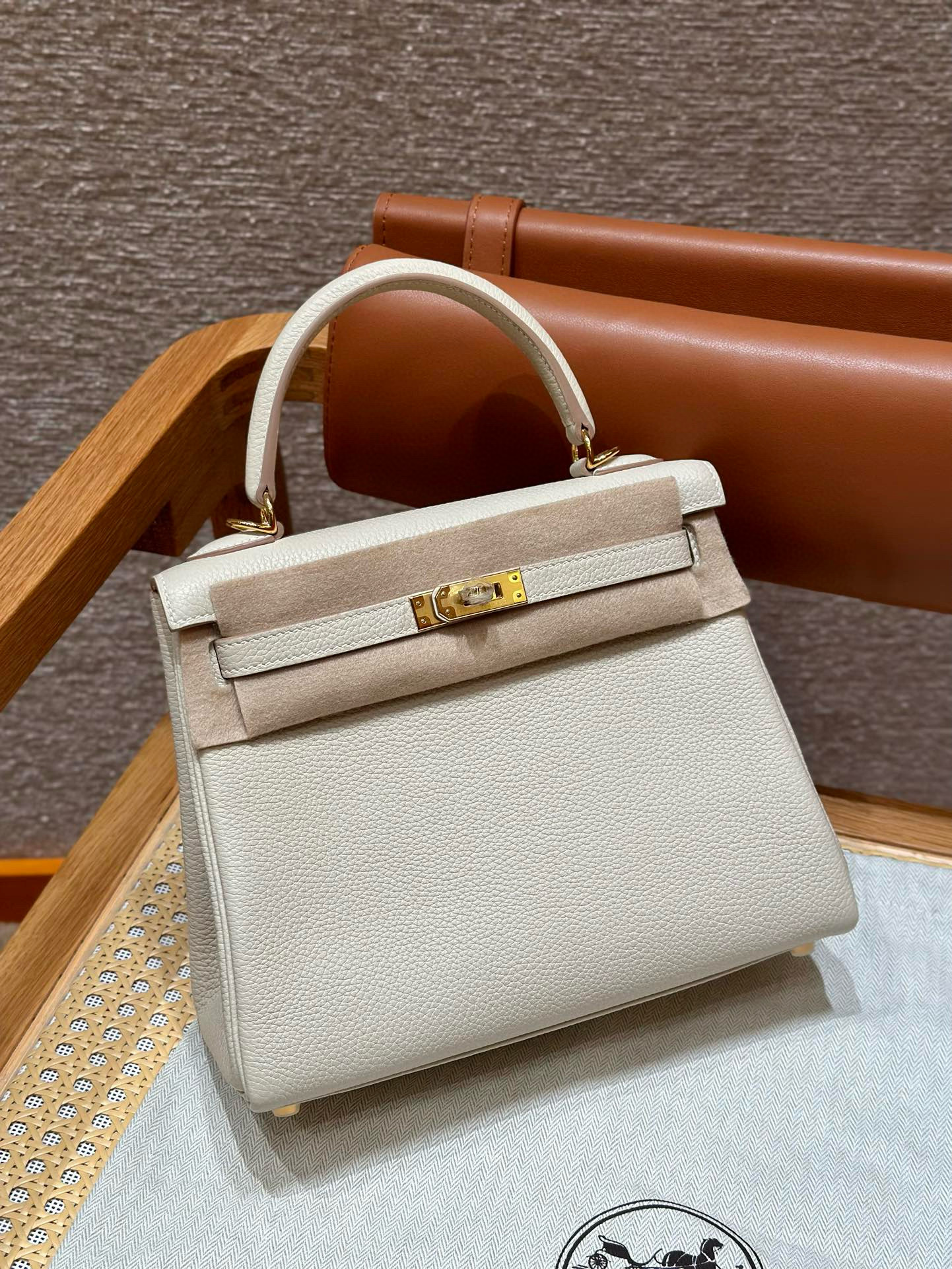 에르메스 Hermes Kelly 25cm Togo 10 Craie/gold
