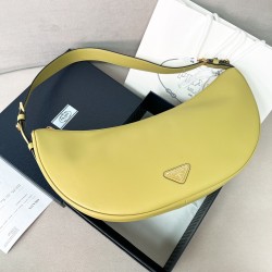 프라다 Prada 1BC255 Aimee Sling Bag 42CM