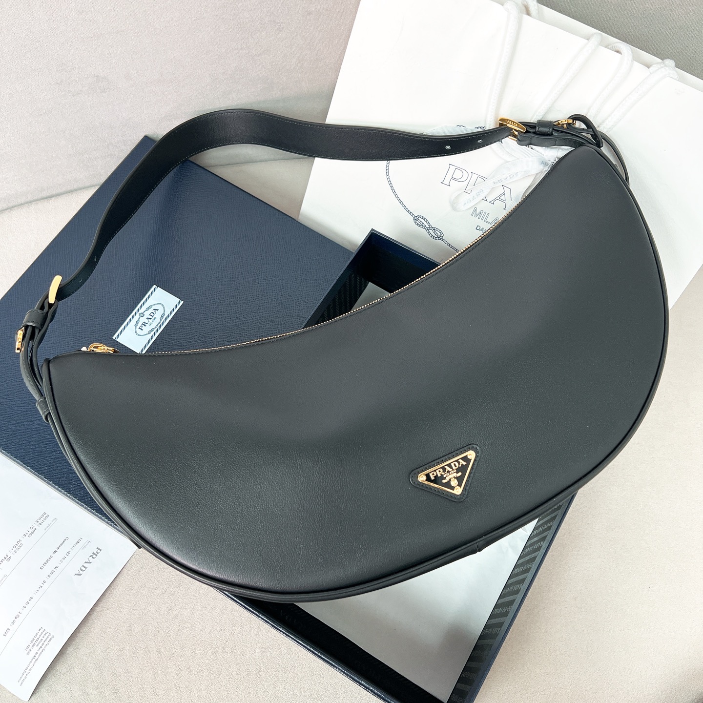 프라다 Prada 1BC255 Aimee Sling Bag 42CM