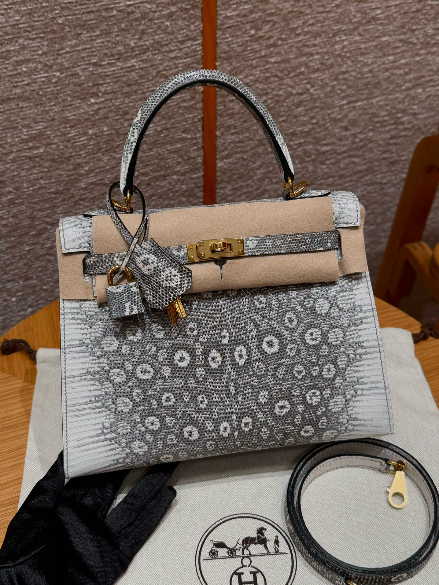 에르메스 Hermes Kelly 25cm Lizard 1B Ombre/gold