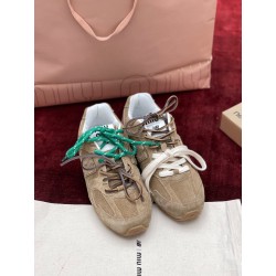 미우 미우 Miu Miu 스니커즈
