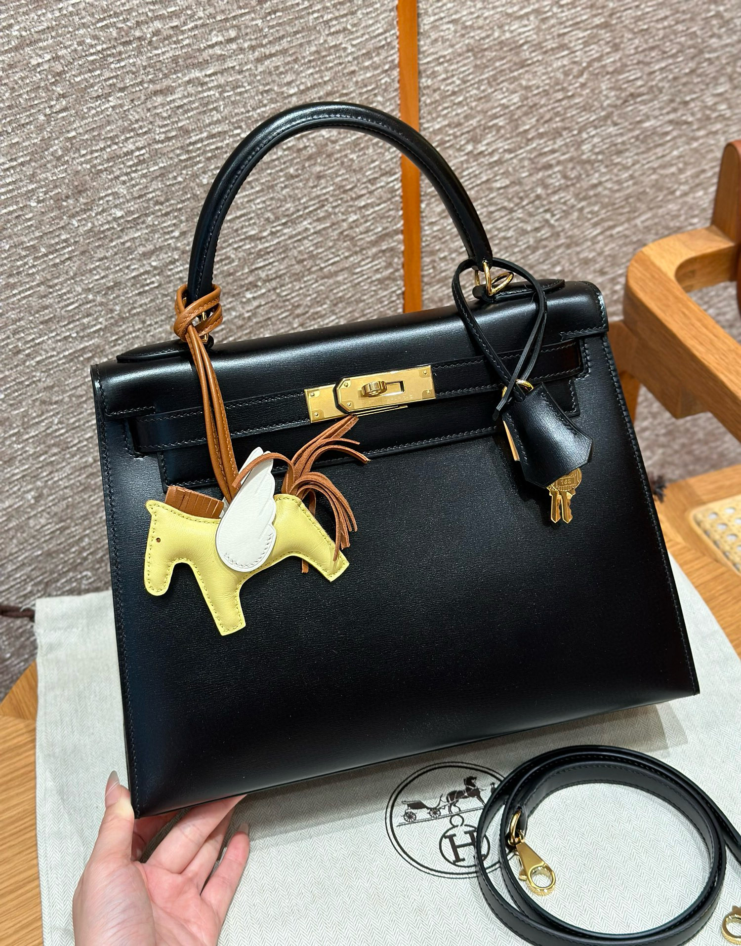 에르메스 Hermes Kelly 28cm Box 89 Noir/gold