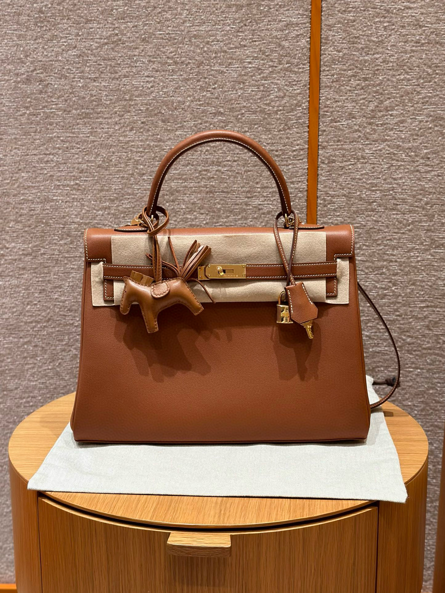 에르메스 Hermes Kelly 35cm Swift 37 Gold/gold