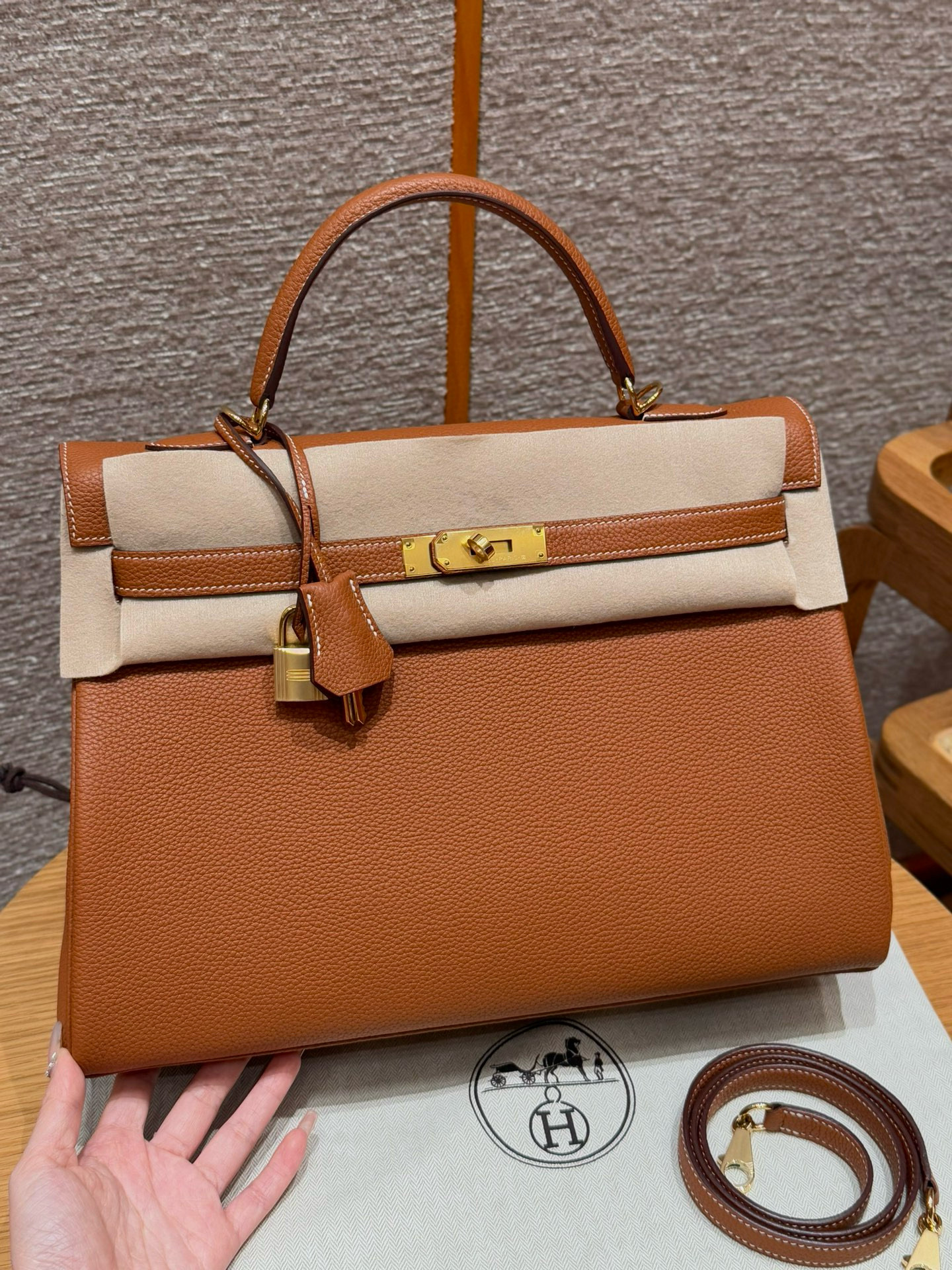 에르메스 Hermes Kelly 35cm Togo 37 Gold/gold