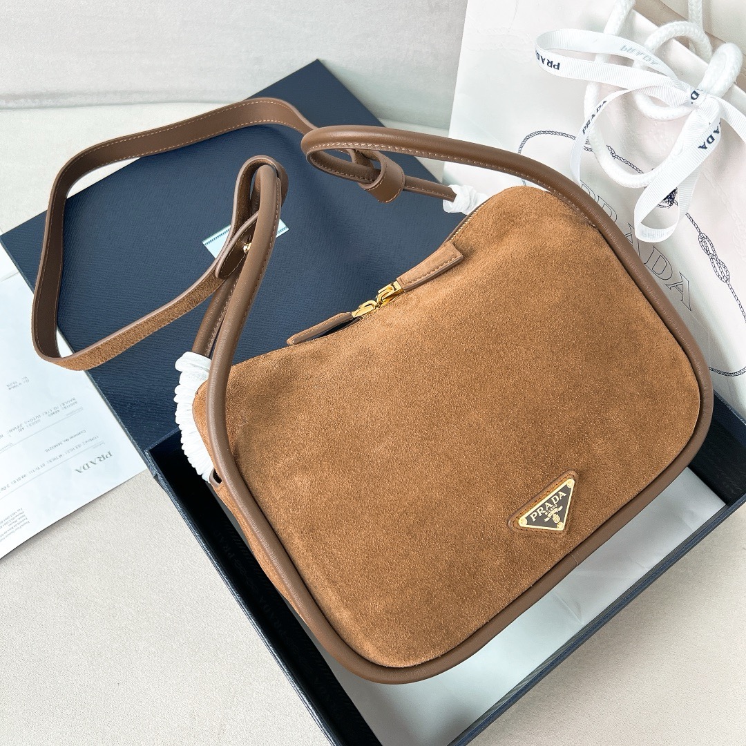 프라다 Prada 1BA451 Soft Grain 탑 핸들백 25CM