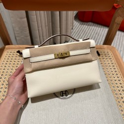 에르메스 Hermes Kelly Pochette 22cm Swift i2 Nata/gold