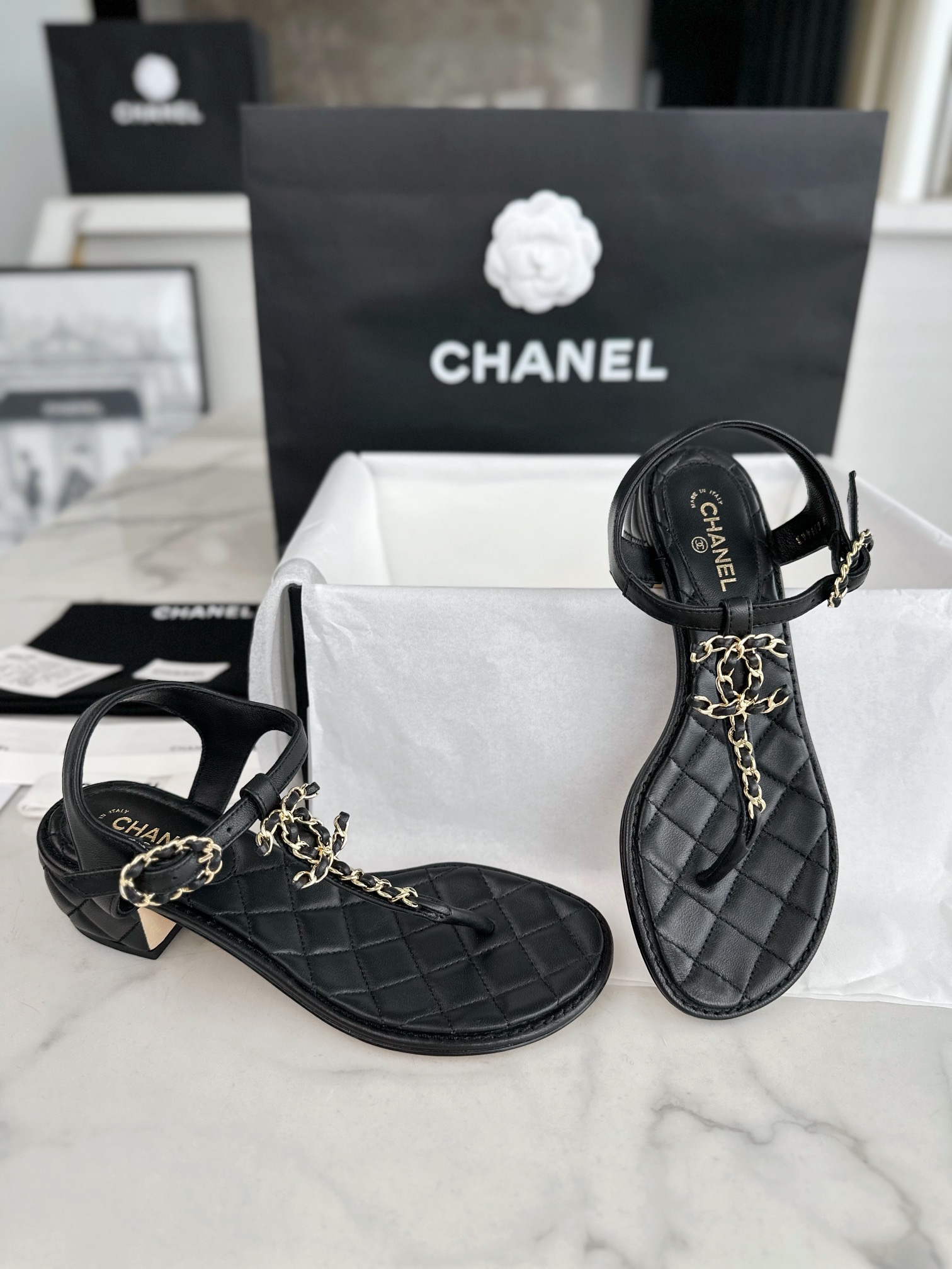 샤넬 CHANEL 샌들