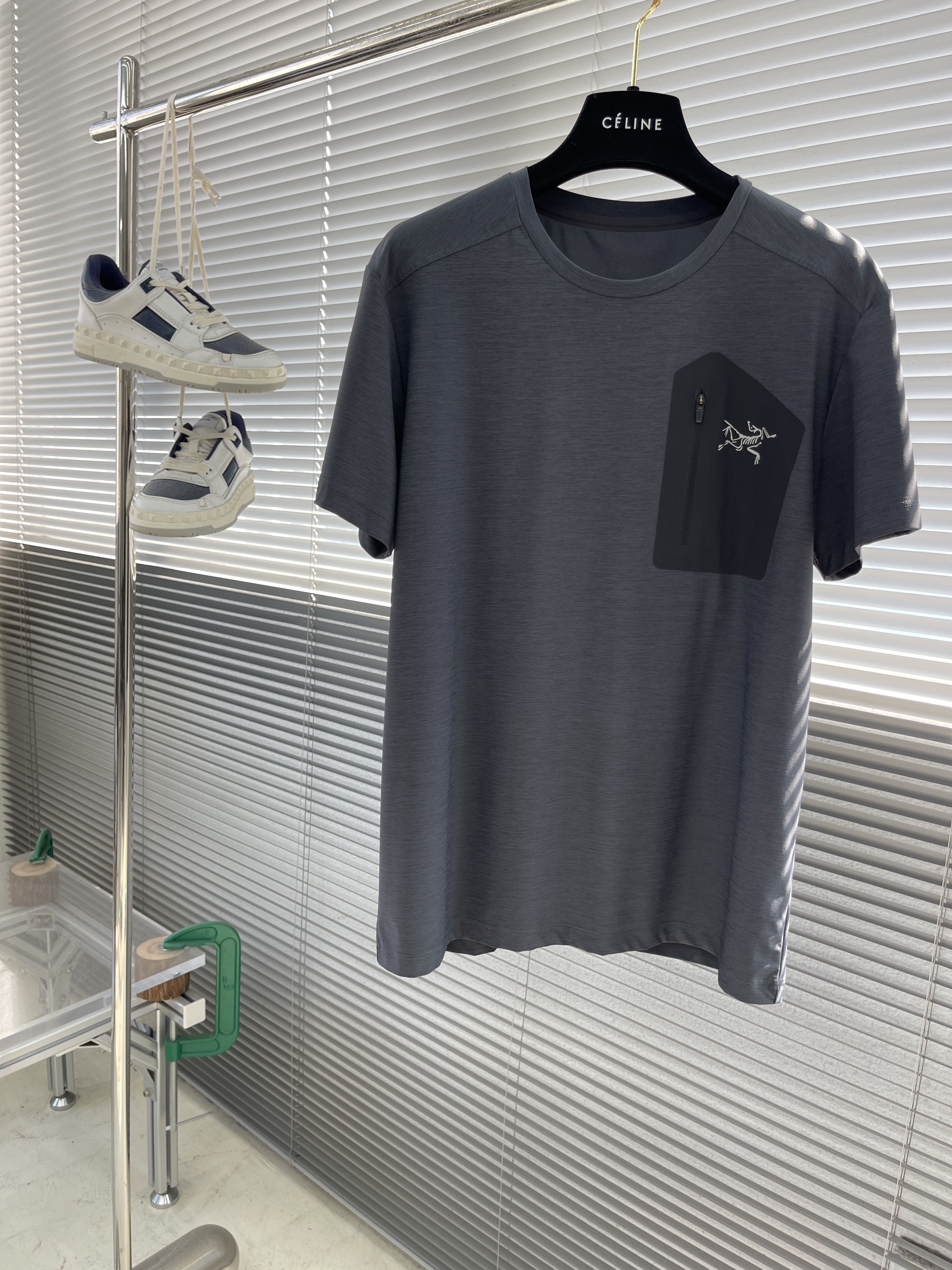 아크테릭스 ARC'TERYX 반팔 티셔츠