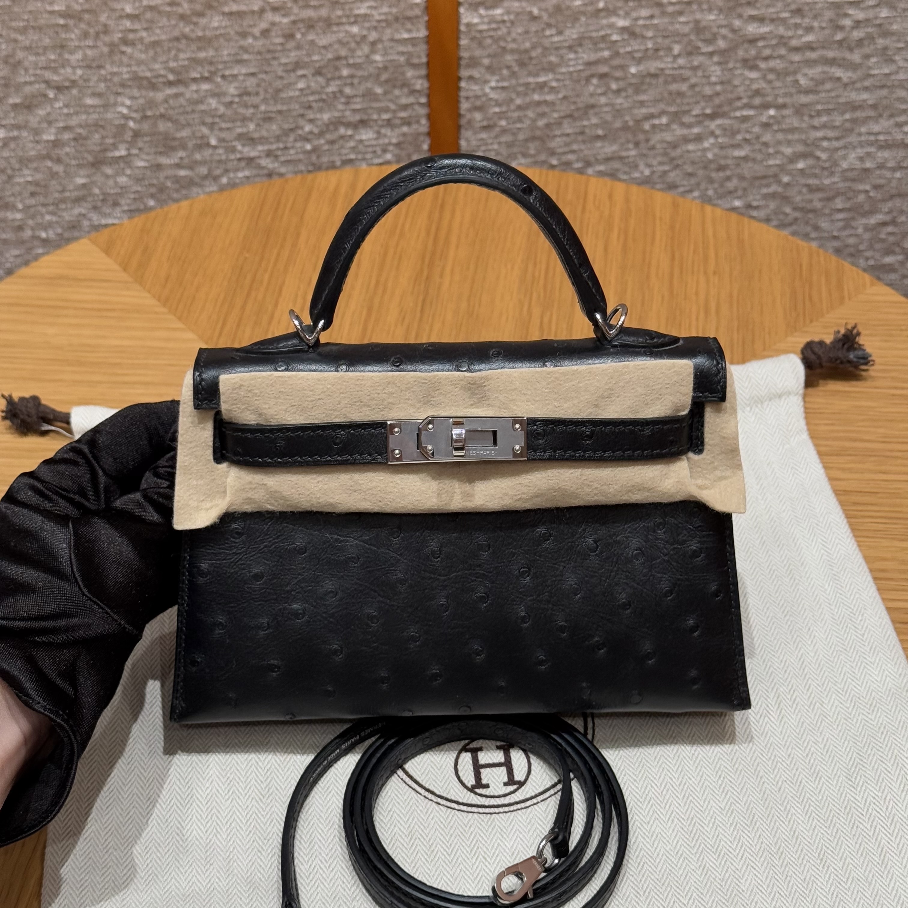 에르메스 Hermes Mini Kelly 19cm KK ostrich 89 nior/silver
