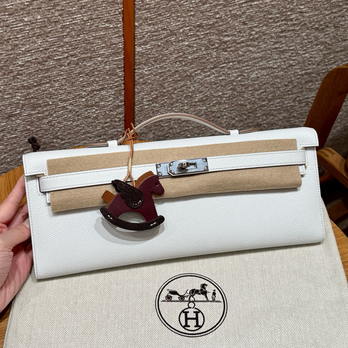 에르메스 Hermes Kelly cut 31cm Epsom M4 Girs pale/silver