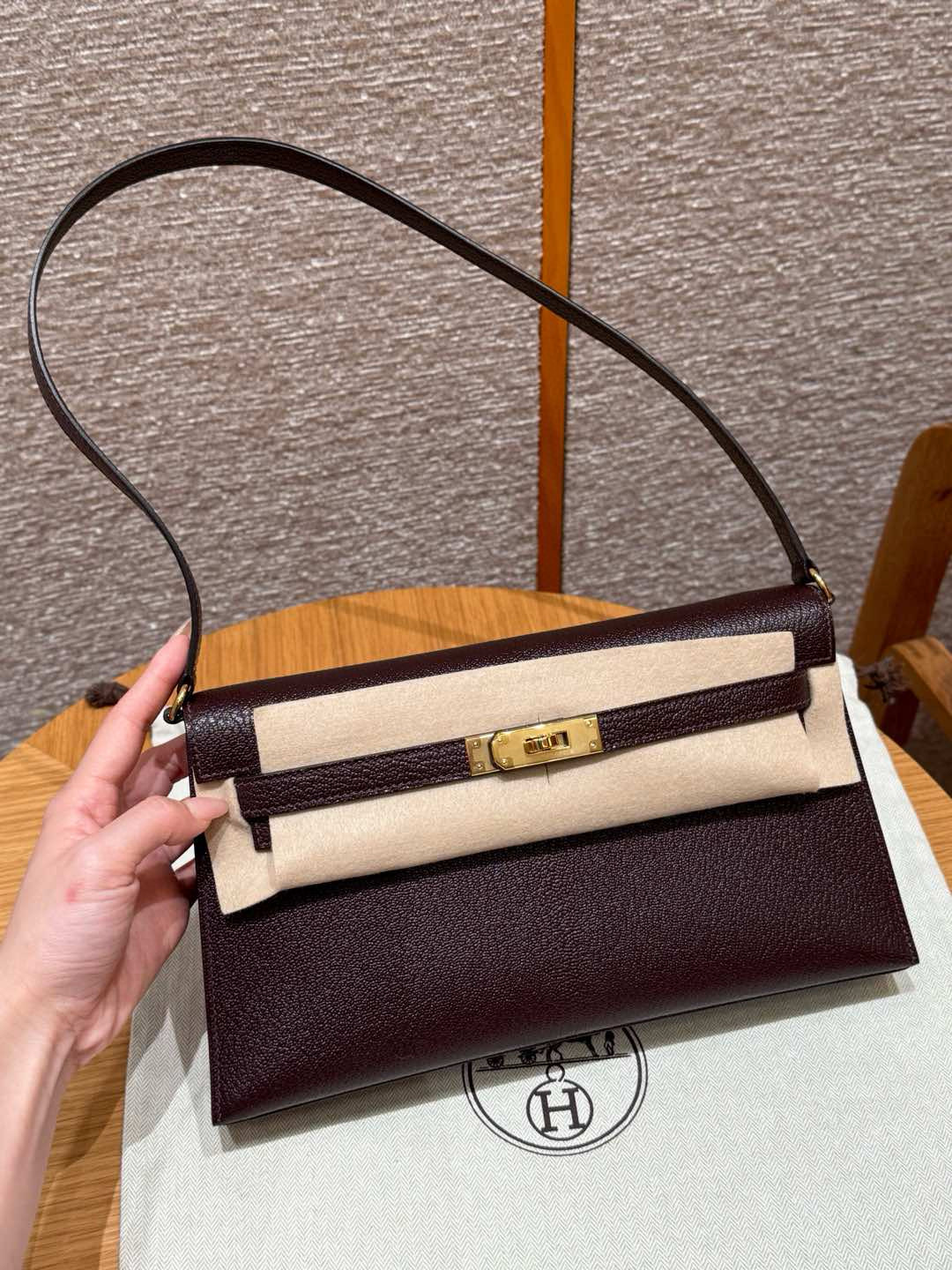 에르메스 Hermes Kelly elan 27cm Chèvre 0G Rouga seller/gold