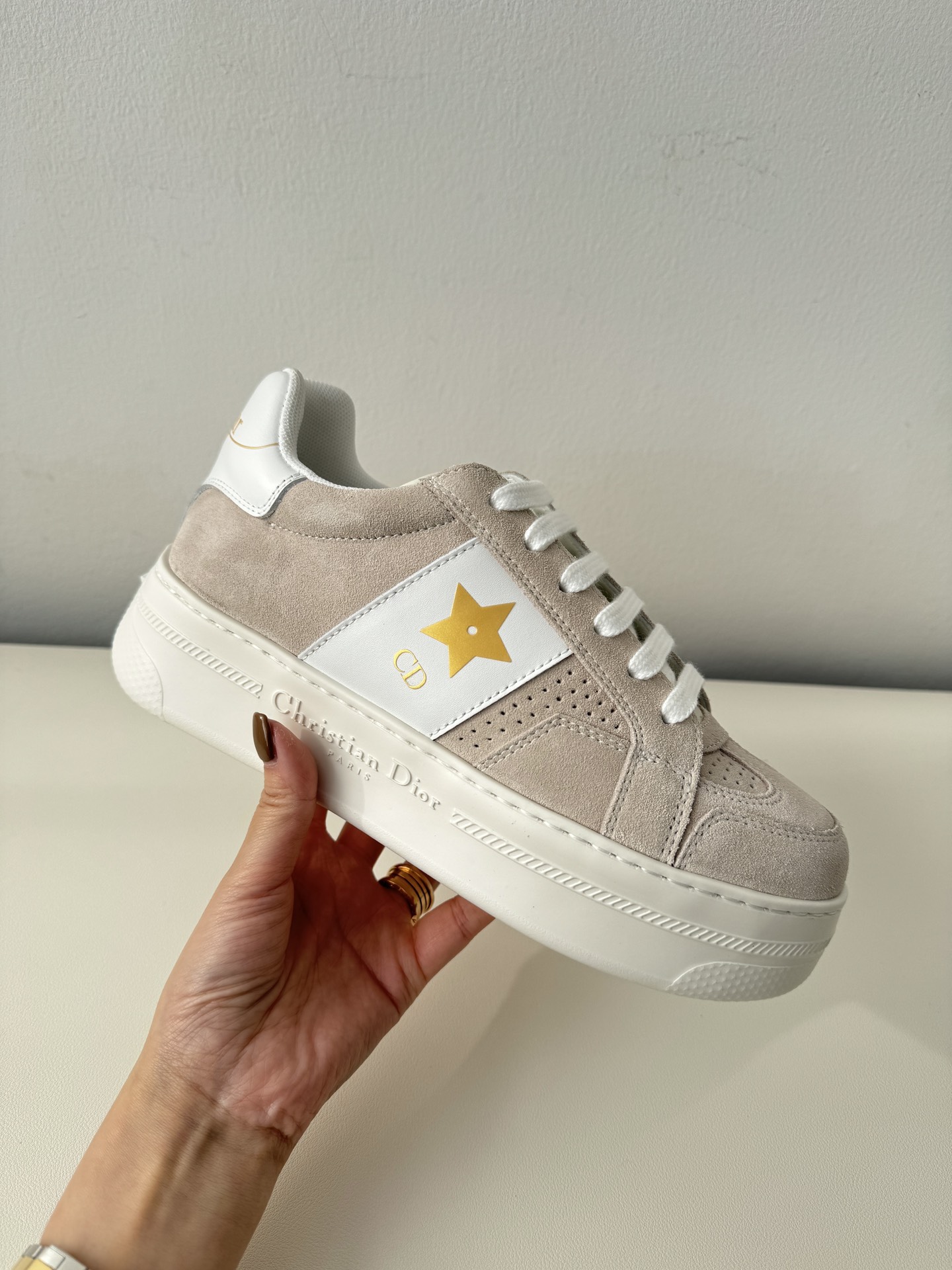 디올 Dior 스니커즈