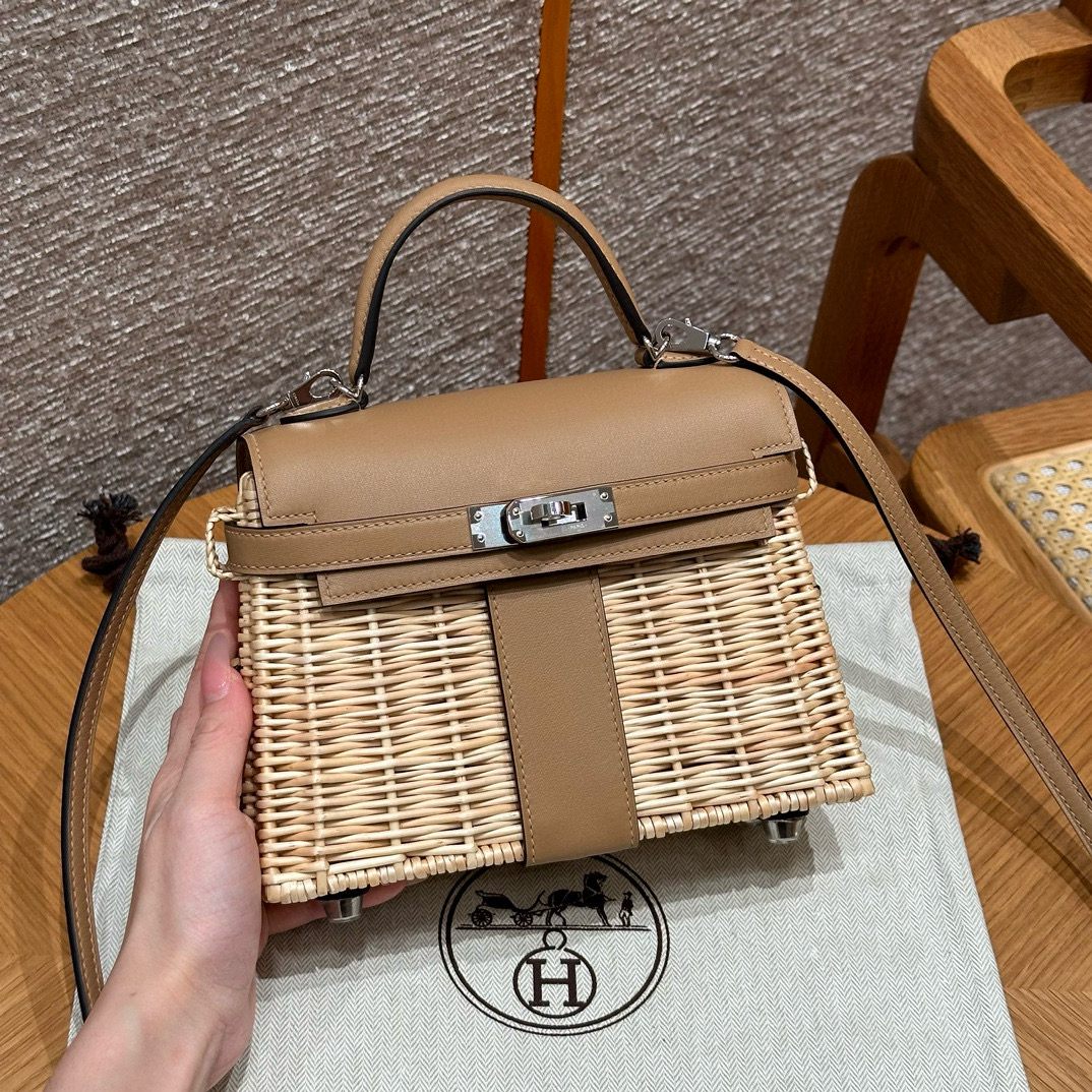 에르메스 Hermes Kelly Picnic 20cm Swift OM Chai/silver